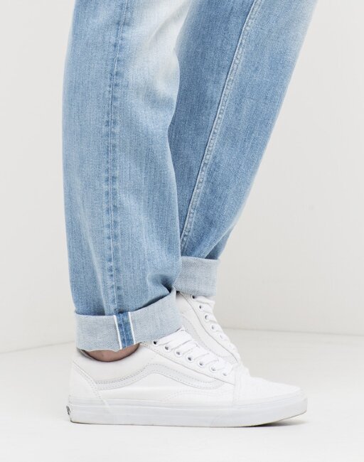 Джинсы женские  BOYFRIEND SELVAGE LEE SALLIE L30KBDM Джинсы женские  BOYFRIEND SELVAGE LEE SALLIE L30KBDM