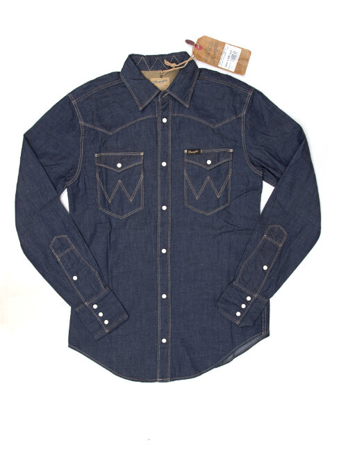 Рубашка мужская джинсовая Wrangler W5834O11E Рубашка мужская джинсовая Wrangler W5834O11E