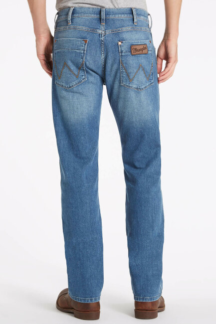Прямые мужские джинсы Wrangler ACE W14Z9237X Прямые мужские джинсы Wrangler ACE W14Z9237X