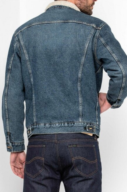 Куртка джинсовая на меху шерпа LEE L87ARDJK Куртка джинсовая на меху шерпа LEE L87ARDJK