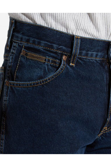 Классические пяти карманные мужские джинсы. 