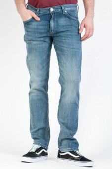 Джинсы мужские прямые Wrangler  Grinsboro W15QTG276